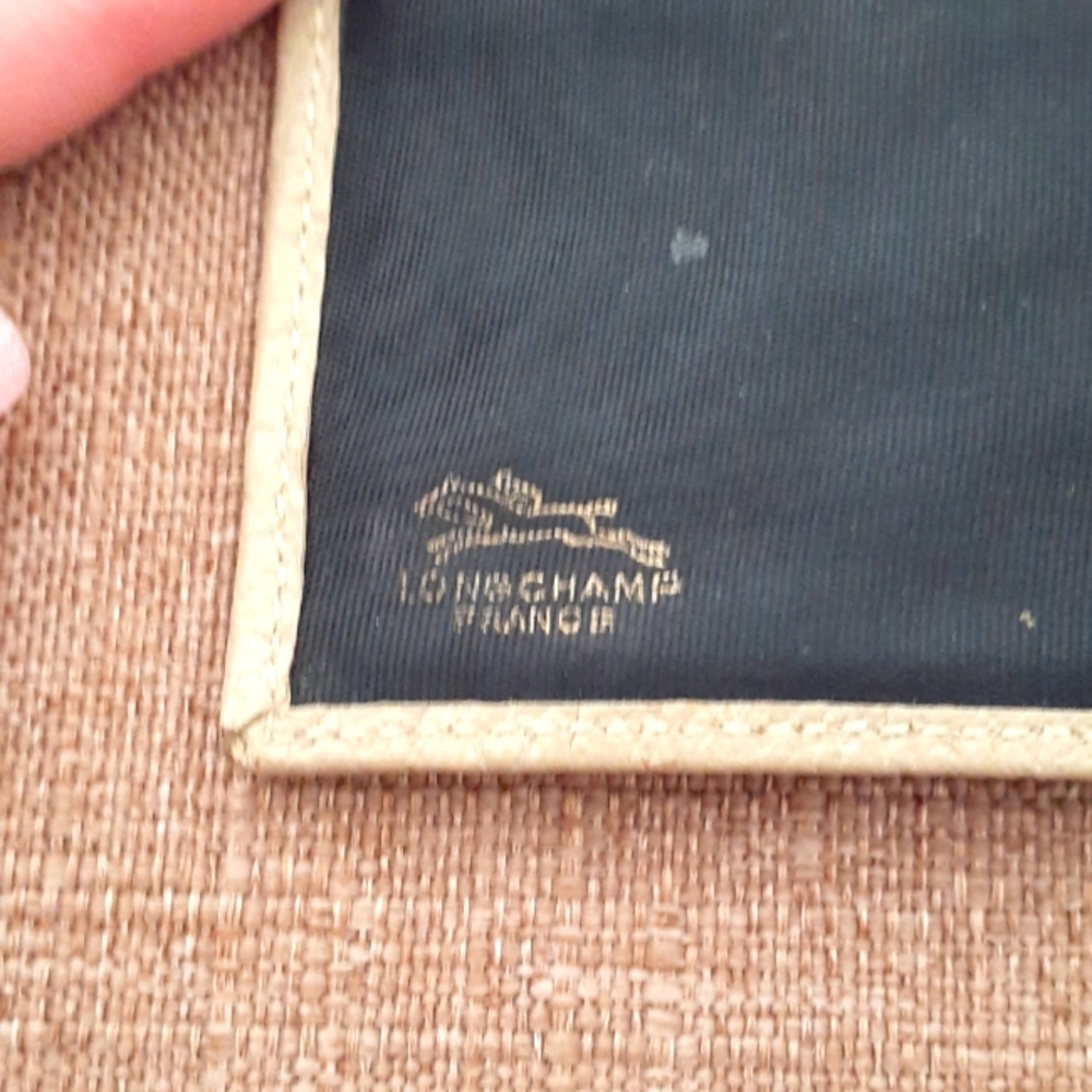 Longchamp tan CC holder - Picture 3 of 5